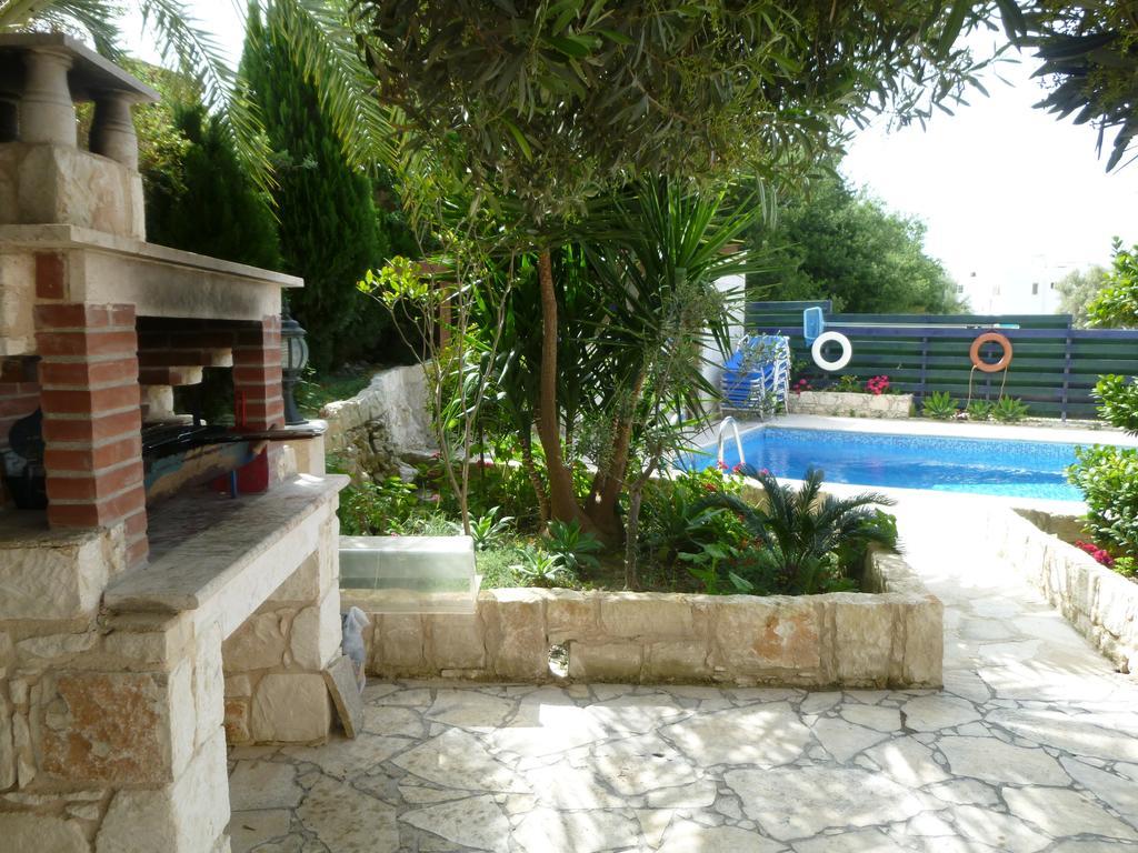 Avra Family Maisonettes Polis Quarto foto